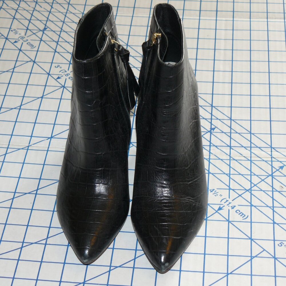 Boden black pointy toe Chelsea boots - Picture 4 of 4